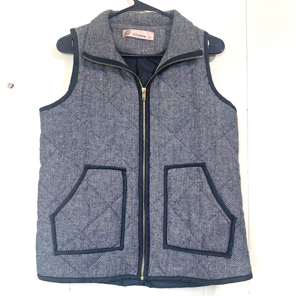 E2 Clothing Vest Size S Black Grey Zip Closure Vest with Pockets